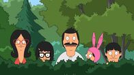 Bob's Burgers – Als in der Ocean Avenue die Mieten erhöht werden sollen, organisieren (v.l.n.r.) Linda, Tina, Bob, Louise, Gene und die anderen Mieter einen Streik ...
