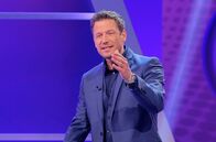 Meister des Alltags – Moderator Florian Weber as host.
