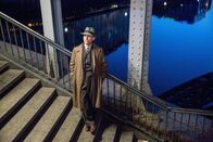 Babylon Berlin – Gereon Rath (Volker Bruch) auf nächtlicher Tour.