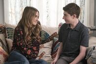Speechless – Zweite von links: Ray DiMeo (Mason Cook)