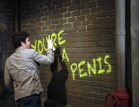 How I Met Your Mother – Teds (Josh Radnor) Zeit in New York neigt sich dem Ende zu. Er will nach Chicago umziehen, doch noch weiß niemand außer Lily von sein Vorhaben.