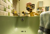 Shaun das Schaf – Ein gräßliches Monster durchkreuzt Bitzers Pläne.