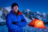 Faszination Erde – Dirk Steffens und sein Haus: An diesem Abend ist es im ewigen Eis der Hochalpen auf dem Mont Blanc Massiv.