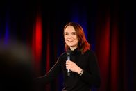 Kabarett am Freitag – Liza Kos