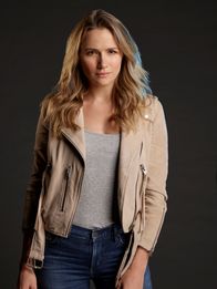 Shooter – Julie Swagger (Shantel Vansanten)