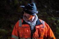 Ice Road Rescue - Extremrettung in Norwegen – Bjoern arbeitet hart. (National Geographic/Gullhaugveien)