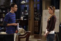 The Big Bang Theory – Sheldon Cooper (Jim Parsons, l)