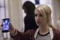Nerve – Als sich Vee (Emma Roberts) dazu entschließt, in ihrem Leben mal etwas zu wagen und sich als Playerbei dem online Spiel Nerve anmeldet, ahnt sie nicht, dass dieses Spiel in kürzester Zeit ihr ganzes Leben zerstören könnte ...