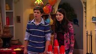 iCarly – Freddie Benson (Nathan Kress), Carly Shay (Miranda Cosgrove)
