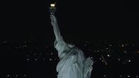 Cloverfield – Irgendwer oder irgendetwas ist an Manhattans Küste an Land gestiegen und hat als erstes der Freiheitsstatue den Kopf abgebissen ...