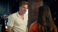 neoriginal: Pumpen – Ist Mia (Lotte Becker) mit dem Druck auf Annalina zu weit gegangen? Felix (Felix Everding) ist jedenfalls sauer.