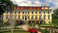 Die Wiener Alpen – Schloss Stuppach.