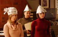 Gilmore Girls – Rory Gilmore (Alexis Bledel, re.) und Paris Geller (Liza Weil, li.)