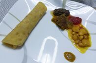 Küchen der Welt – Dholl Puri ist ein bunt gefülltes Fladenbrot, das bei der Bevölkerung der Insel Mauritius sehr beliebt ist.