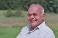 Tele-Gym – Heinz Gruczek macht bei den gymnastischen Übungen mit, um fit zu bleiben.