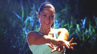 Tele-Gym – Mit den Dance Workouts wird der gesamte Körper von Kopf bis Fuß trainiert. Die acht Folgen haben unterschiedliche Schwierigkeitsstufen und verschiedene tänzerische Stilrichtungen: von der klassischen Dance-Aerobic über sexy Latino bis hin zu erdigen Afro-Kombinationen und hippen Funk-Moves.