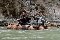 Skiptrace – Bennie Chan (Jackie Chan, r.), Connor Watts (Johnny Knoxville)