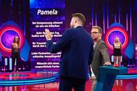 Voll verschossen mit Ralf Schmitz – v.l.n.r.) Pamela; Andreas; Ralf Schmitz; Vanessa