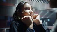 Stalk – Alma (Carmen Kassovitz) steckt in Schwierigkeiten.