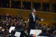 Puccini-Gala in Venedig – In Venedig präsentiert das Orchestra del Teatro La Fenice unter der Leitung von James Conlon ein Programm zu Ehren des vor 100 Jahren verstorbenen Komponisten Giacomo Puccini.