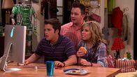 iCarly – L-R: Freddie Benson (Nathan Kress), Gibby (Noah Munck), Sam Puckett (Jennette McCurdy)