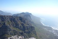Verrückt nach Meer – Blick vom Tafelberg, Wahrzeichen der südafrikanischen Metropole Kapstadt. Weiteres Bildmaterial finden Sie unter www.br-foto.de