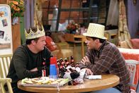 Friends – Chandler Bing (Matthew Perry, l.); Joey Tribbiani (Matt LeBlanc, r.)