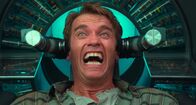 Total Recall – Arnold Schwarzenegger als Quaid