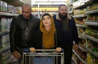 KinoFestival im Ersten: Eine Frau mit berauschenden Talenten – Patience Portefeux (Isabelle Huppert) verwandelt sich in eine maghrebinische Drogenpatin.