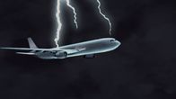 Mayday - Alarm im Cockpit – Die Ermittler vermuteten, dass das Flugzeug möglicherweise von einem Blitz getroffen wurde, was dazu führen kann, dass die Instrumente nicht mehr funktionieren. Später kamen sie jedoch zu dem Schluss, dass das Flugzeug widersprüchliche Fluggeschwindigkeitsinformationen lieferte, was die Besatzung dazu veranlasste, das Flugzeug falsch zu steuern und es in einen Strömungsabriss zu bringen, aus dem sie sich nicht mehr erholen konnte.