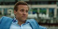 Exit – Obwohl Henrik (Tobias Santelmann) den Ruhm für den unglaublich lukrativen Handel erntet, kann er sich nicht auf dem Erfolg ausruhen.