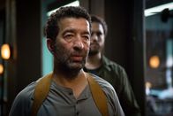 Profiling Paris – Kann Adèle ihre Unschuld am Mord von Argos' Anwalt vor Kommissar Frémaux (Slimane Dazi) beweisen?