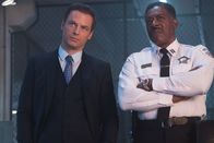 APB – Gideon Reeves (Justin Kirk, l.); Ned Conrad (Ernie Hudson, r.)