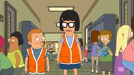 Bob's Burgers – Tina (r.) möchte unbedingt eine wichtige Rolle bei der Pausenaufsicht übernehmen und spannt sogar ihre Geschwister bei der Marketingaktion mit ein. Wird Rudy (l.) sie auch unterstützen oder wird er zu ihrer Konkurrenz?