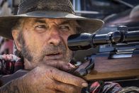Wolf Creek 2 – Er ist der letzte Mann, dem man im Outback begegnen möchte: Schweinejäger Mick Taylor (John Jarratt) ...