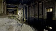 ZDF-History: Das Boot - Die Dokumentation: Gejagte – Bunkerruine Valentin bei Bremen. Hier sollte kurz vor Kriegsende noch eine Massenproduktion von U-Booten stattfinden.