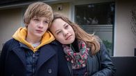 Die Pfefferkörner – Levin (Moritz Pauli) und Kira (Marlene von Appen) sind verliebt.