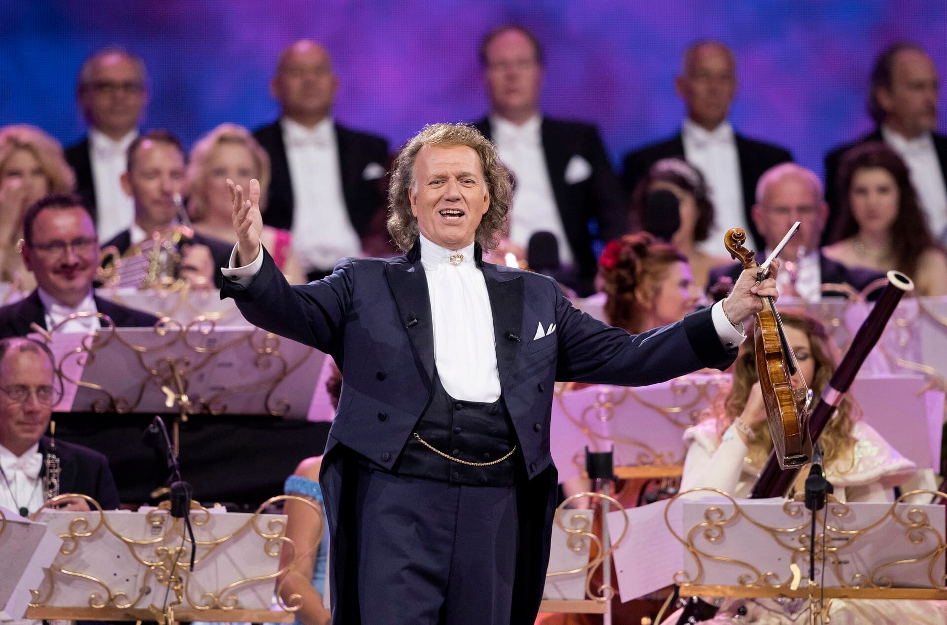 André Rieu - Das große Open-Air-Konzert – rbb Fernsehen ANDRÉ RIEU - DAS GROßE KONZERT 2017, "Die Jubiläumsshow des Johann-Strauss-Orchesters" Uhr. André Rieu