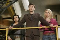 Doctor Who – Ronny Jhutti, David Tennant, Billie Piper