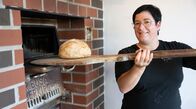 Land & lecker – Gastgeberin Stefanie Huber bewirtschaftet mit ihrer Familie eine Fachwerkhof im Mittleren Schwarzwald.