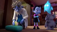 Vampirina – Dr. Paquette, Vampirina, Demi und Gregoria