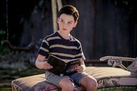 Young Sheldon – "Jiu-jitsu, Bubble Wrap, and Yoo-hoo" - Pictured: Sheldon (Iain Armitage). Sheldon is bullied by an unlikely character, and Mary and George disagree on how to handle the situation, on YOUNG SHELDON, Thursday, April 5 (8:31-9:01 PM, ET/PT) on the CBS Television Network. Photo: Darren Michaels/Warner Bros. Entertainment Inc.