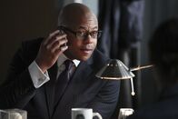 The Mentalist – Patrick Jane befindet sich auf einer mexikanischen Insel in Sicherheit vor den Nachstellungen des FBI-Agenten Abbott (Rockmond Dunbar), der ihm den Mord an Sheriff McAllister alias Red John zur Last legt ...