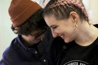 Reporter – Seit über 4 Jahren ist Anna Rosenwasser mit Partnerin Florina Diemer zusammen.