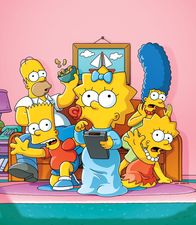 Die Simpsons – L-R: Homer, Bart, Maggie, Marge, Lisa