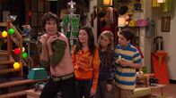 iCarly – L-R: Spencer Shay (Jerry Trainor), Carly Shay (Miranda Cosgrove), Sam Puckett (Jennette McCurdy), Freddie Benson (Nathan Kress)