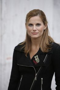Lenßen & Partner – Für viele Menschen in Not sind Ingo Lenßen und sein Ermittler-Team (Sandra Nitka) oft die letzte Hoffnung. Denn überall dort, wo die Polizei selbst nicht aktiv wird, bringen sich die Detektive ein. Dabei kann es auch um Taten gehen, die zwar laut Gesetz noch nicht strafbar sind, die Betroffenen jedoch oft in Verzweiflung stürzen ...