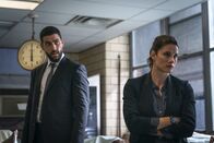 FBI: Special Crime Unit – Omar Adom Zidan (Zeeko Zaki, l.); Maggie Bell (Missy Peregrym, r.)