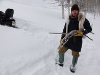 SOS: Anleitung zum Überleben – Staffel 2, Creek Stewart
