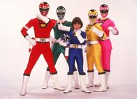 Turbo: Der Power-Rangers-Film – Die Power Rangers müssen wieder ran. Die fiese All-Piratin Divatox will die unbezwingbare Vulkan-Bestie Maligore freilassen.